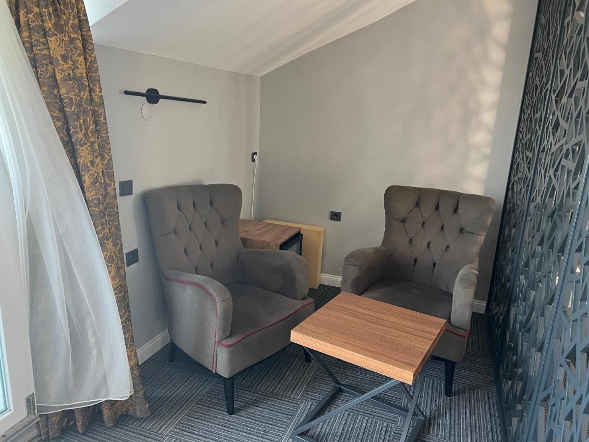 Otel çepnis *